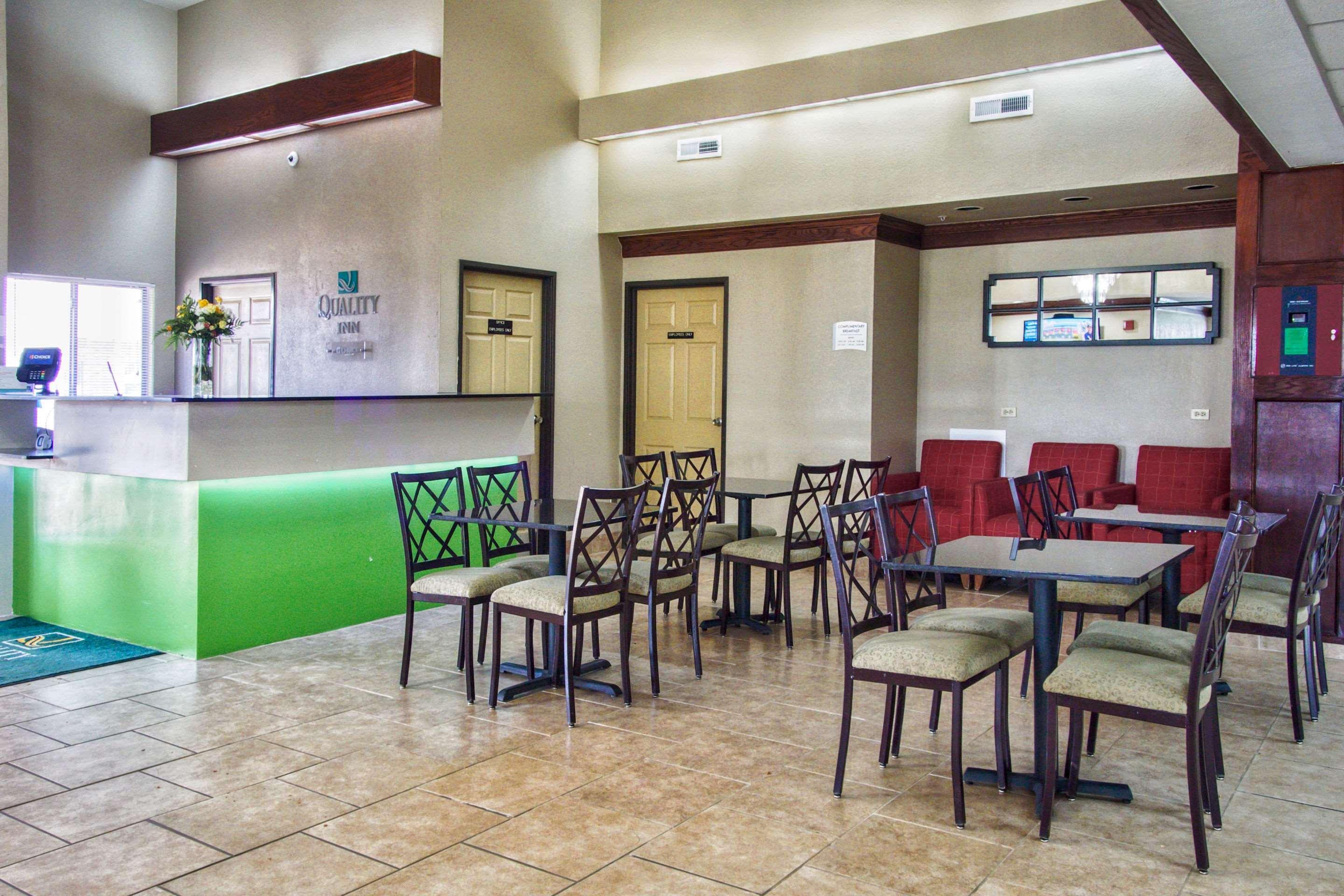 Quality Inn Moore - Oklahoma City Eksteriør billede