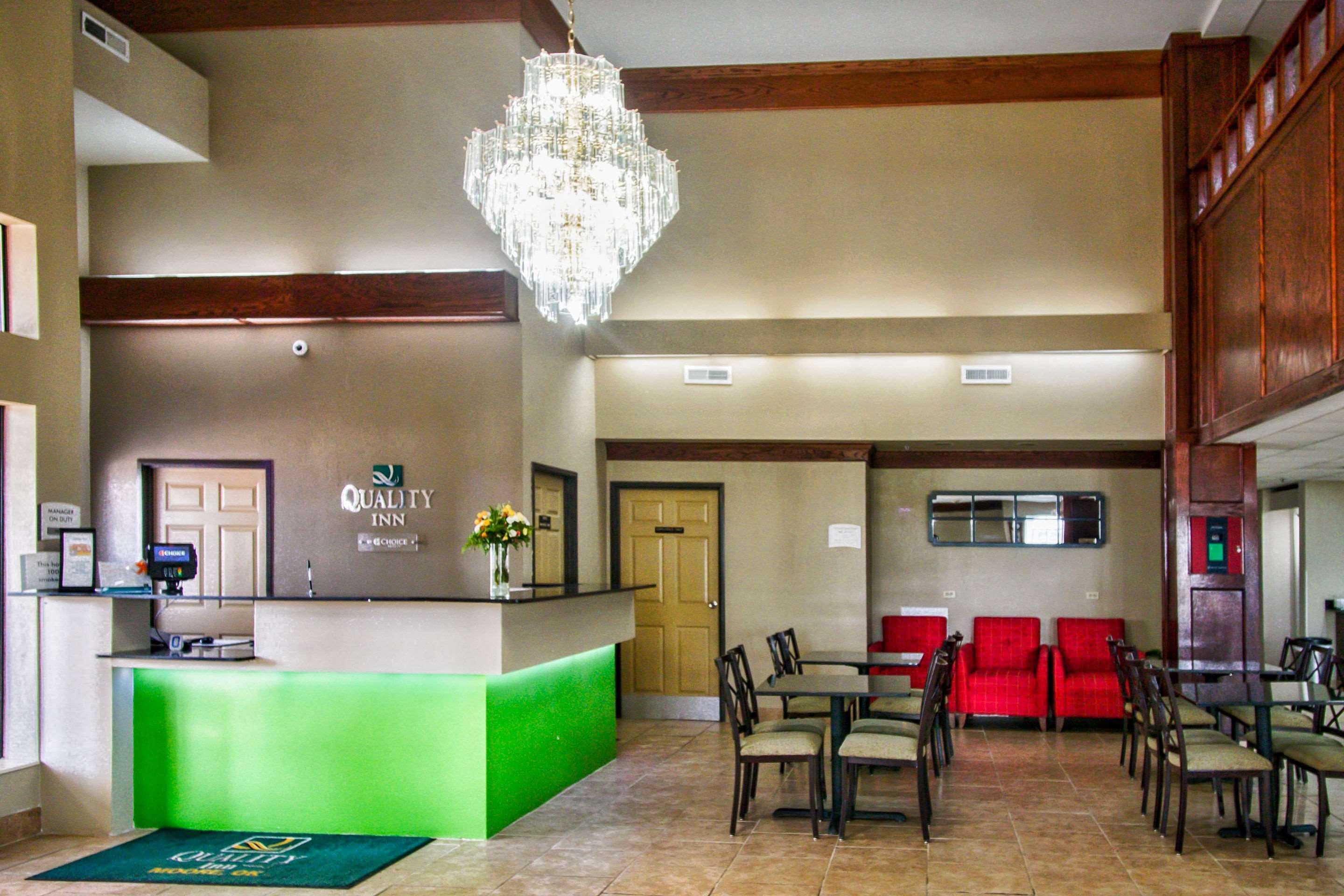 Quality Inn Moore - Oklahoma City Eksteriør billede